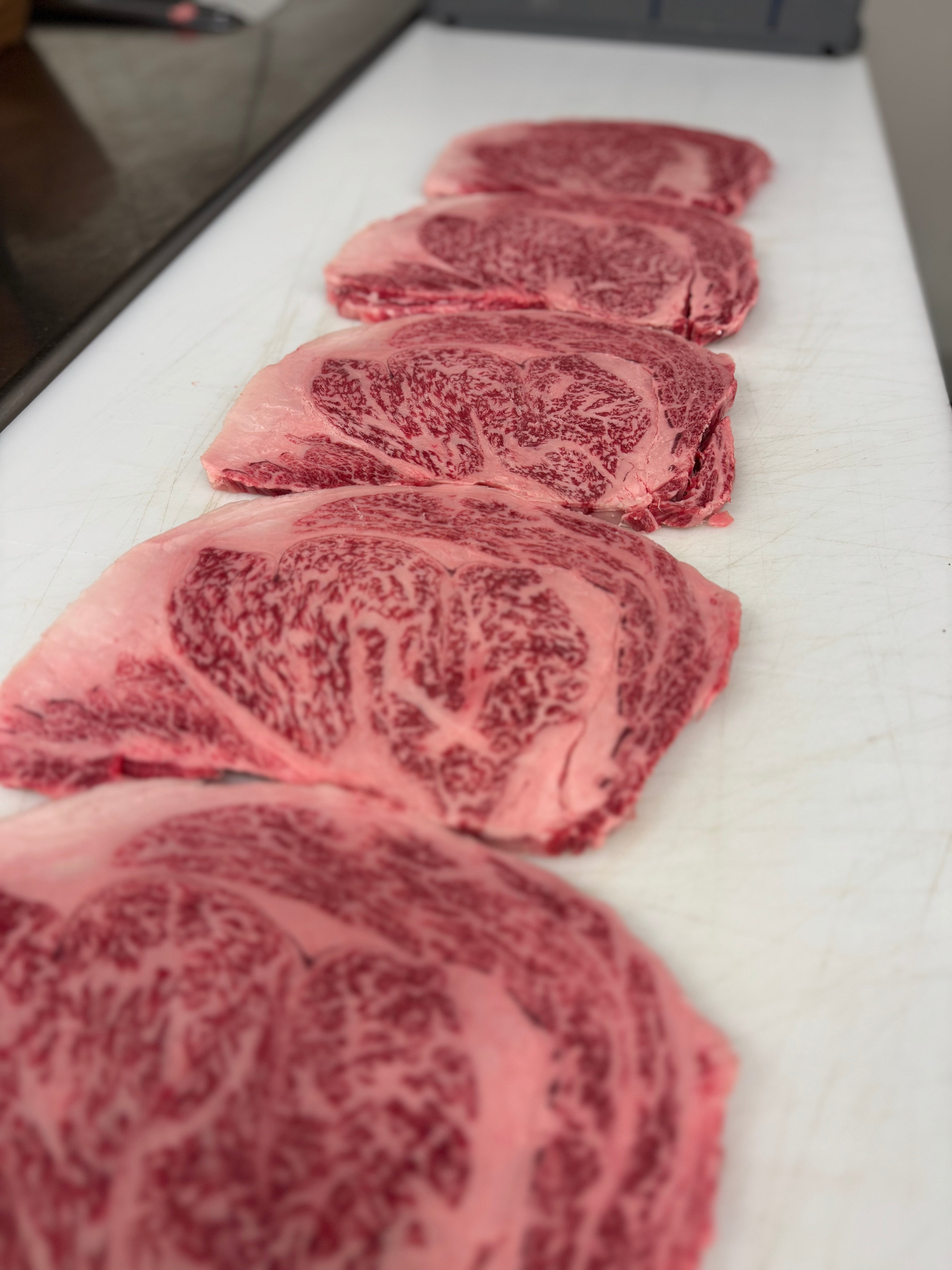 Japansk A5+ Wagyu Entrecôte färsk - IWACHIKU