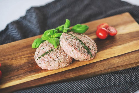 Pannfärdiglåda med Kalvfärsbiffar från Percys Kött